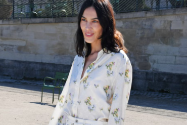 Alexa Chung's Vacation Shoes Cost About 17 Euros