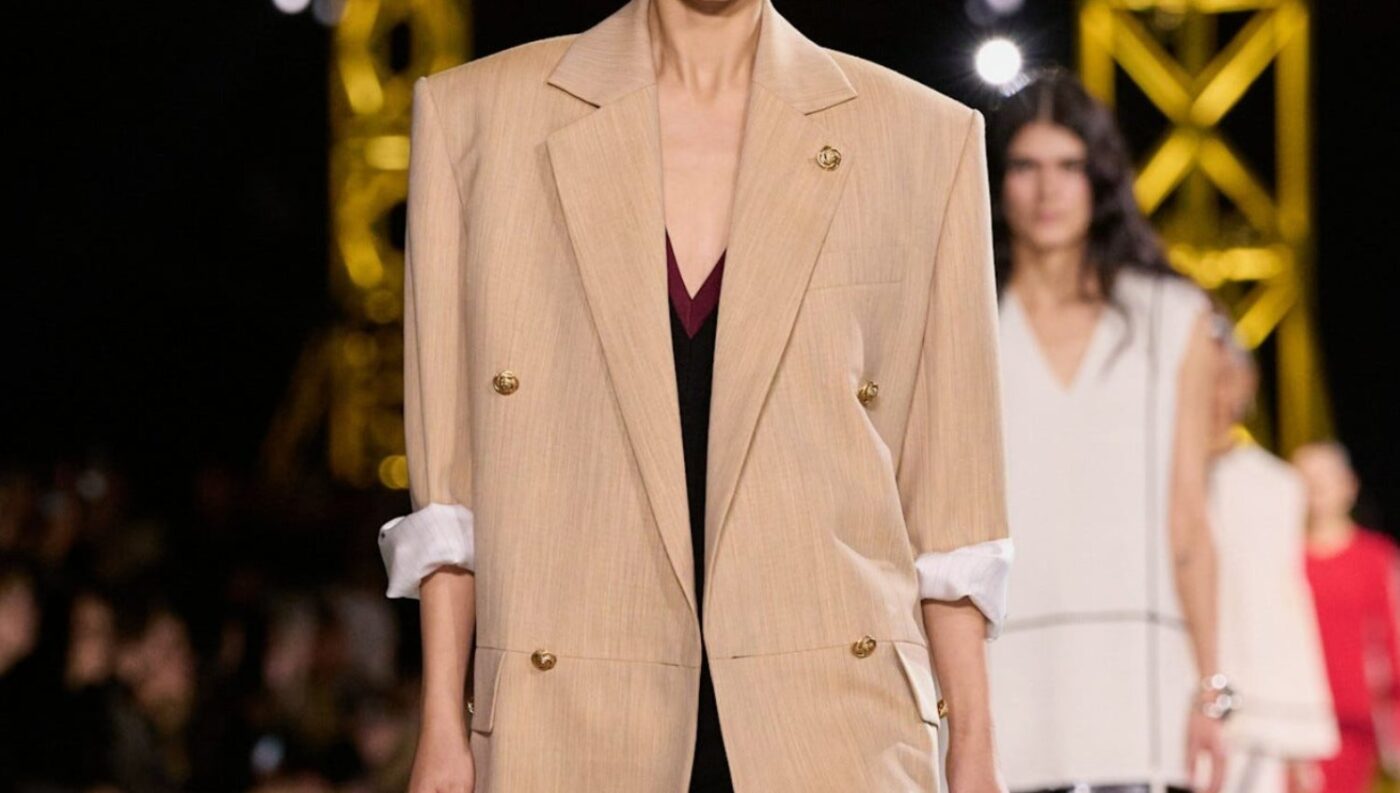 Forget Low-Rise Jeans — the Drop Waist Is Fashion’s Next Big Obsession