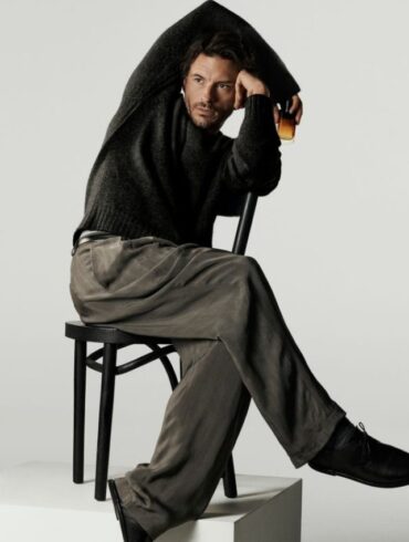 Jonathan Bailey on Armani’s ‘I Will’ and the Dream Stage Role He Never Expected
