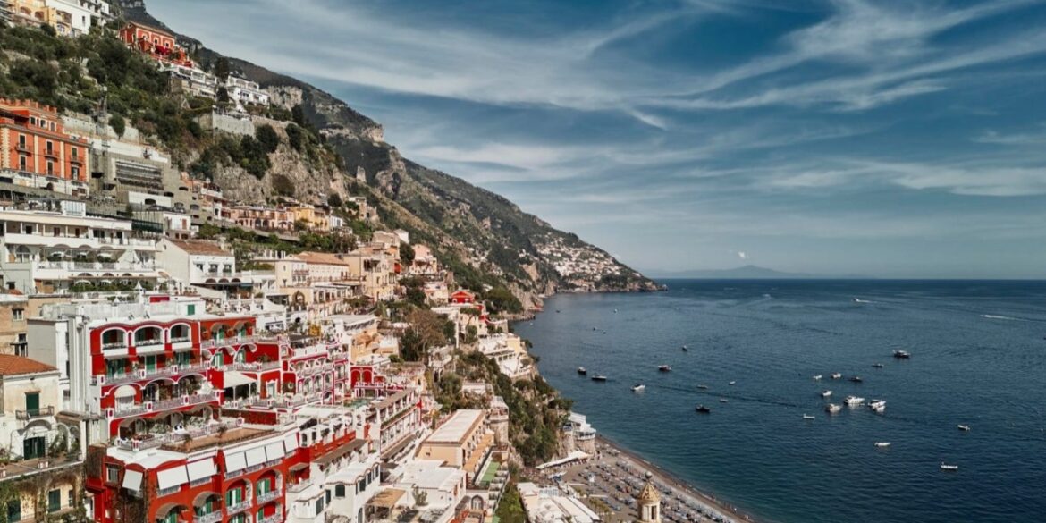 8 Celebrity-Loved Italian Towns That Are Pure Old-World Glamour