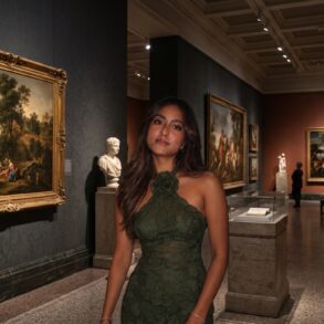 Sanjana Divakar studies Abstract Expressionism